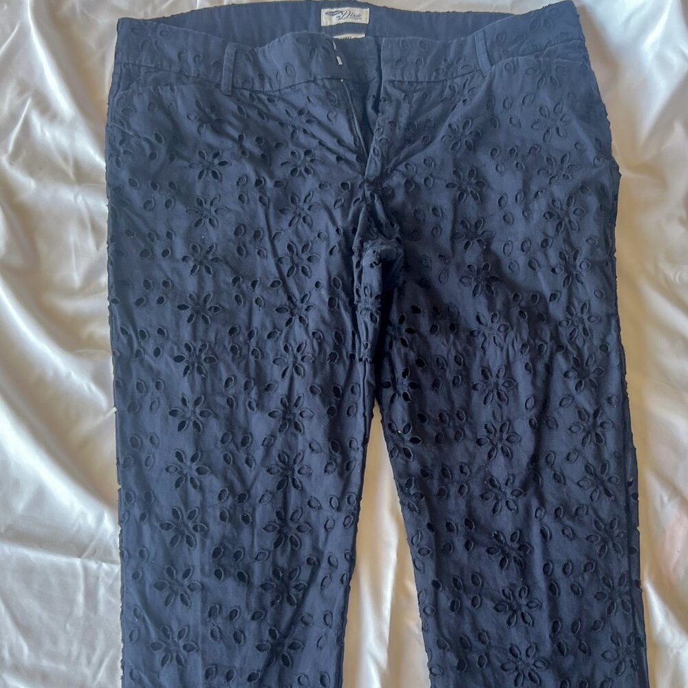 Old Navy The Diva Pants Navy Eyelet Pattern Crop Dress Pants Women's 10